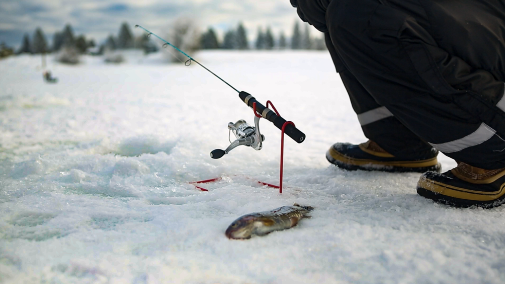 Ice-Fishing-Lake-Cascade-Idaho - Cascade Chamber of Commerce