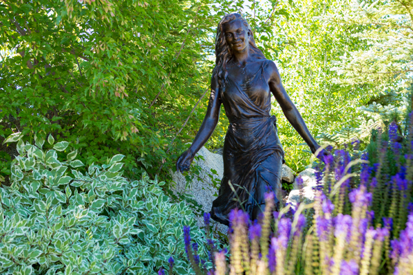 Water_s-Edge-Fall-The-Strand-Trail-005-2