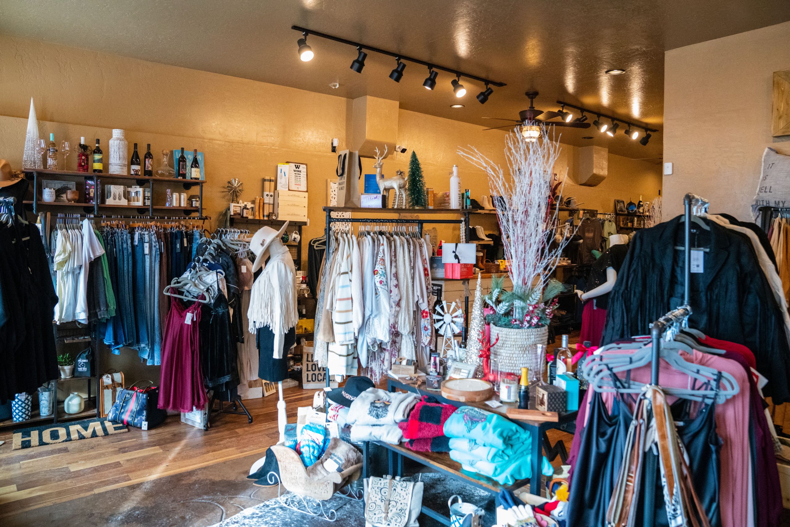 Shopping in Cascade, Idaho